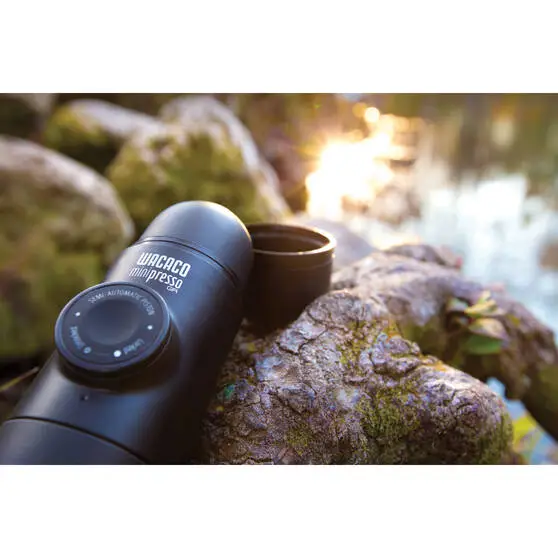 WACACO Minipresso GR Portable Ground Espresso Machine - Image 4