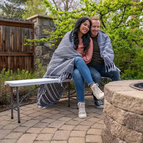 Peakform 6ft Centrefold Blow Mould Bench Seat - Image 5